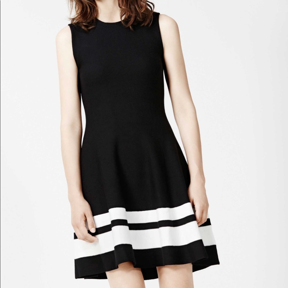 MO&Co. Sleeveless One-piece Dress